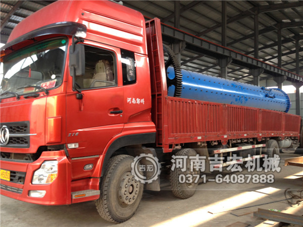 超細(xì)粉球磨機發(fā)往甘肅