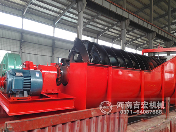 螺旋洗石機、移動輸送機發(fā)往東北