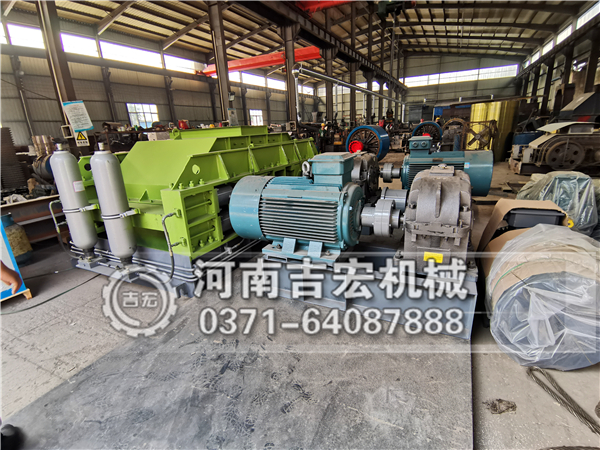 對輥破碎機(jī)